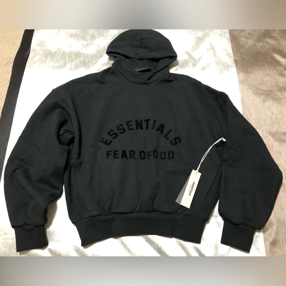 Essentials Fear Of God Hoodie.